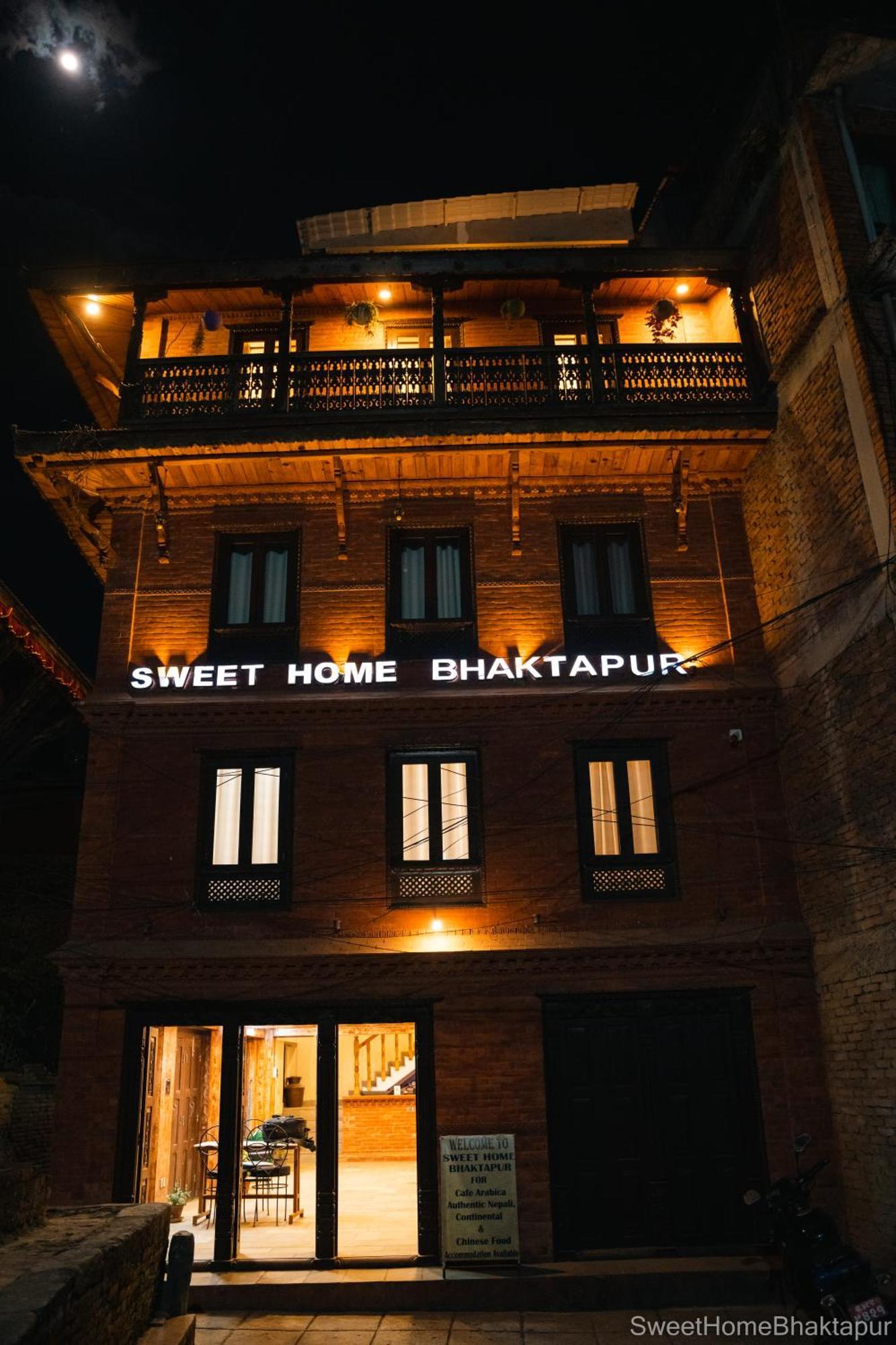 Hotel Sweet Home Bhatgoan Kültér fotó