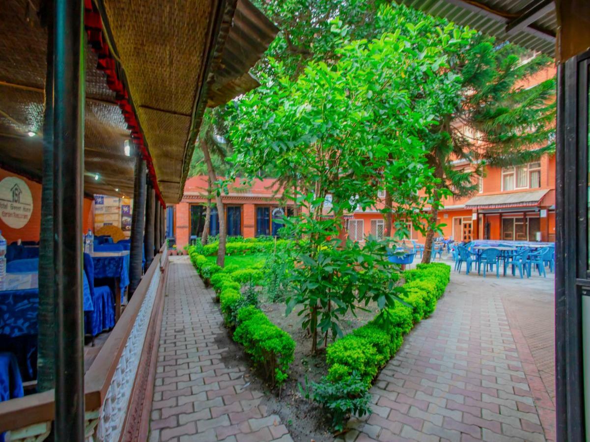 Hotel Sweet Home Bhatgoan Kültér fotó
